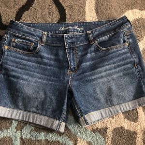 American eagle jean shorts❤️
